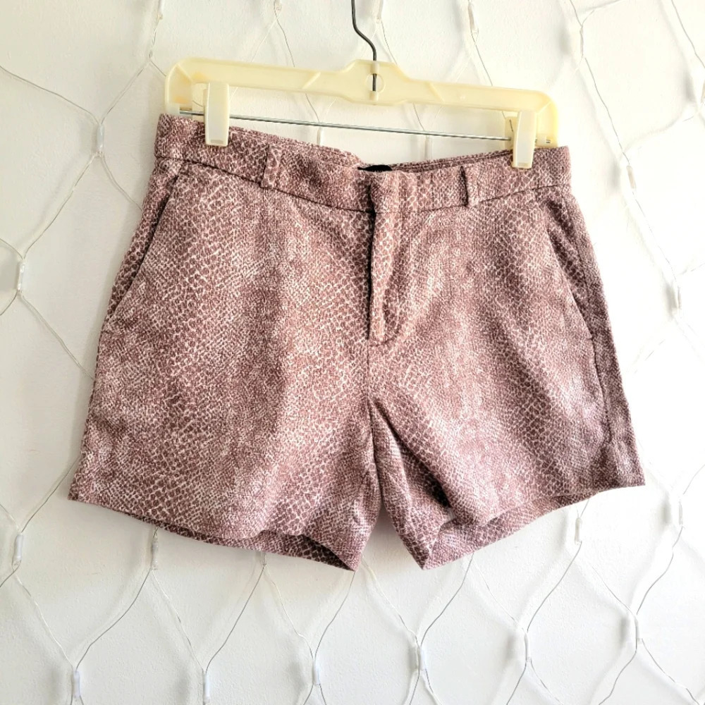 Banana Republic Dress Shorts / Snakeskin Print / Size 2
